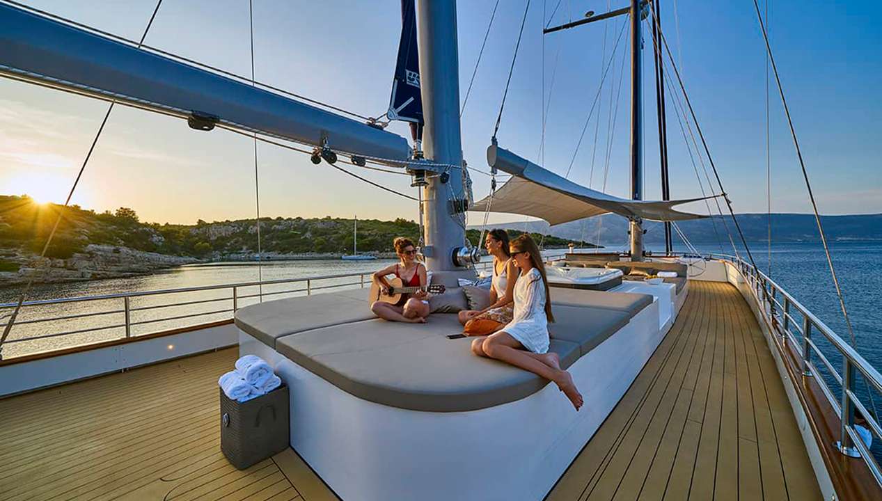 yacht image