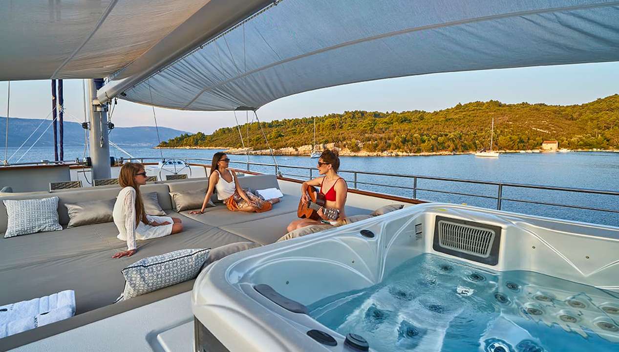 yacht image