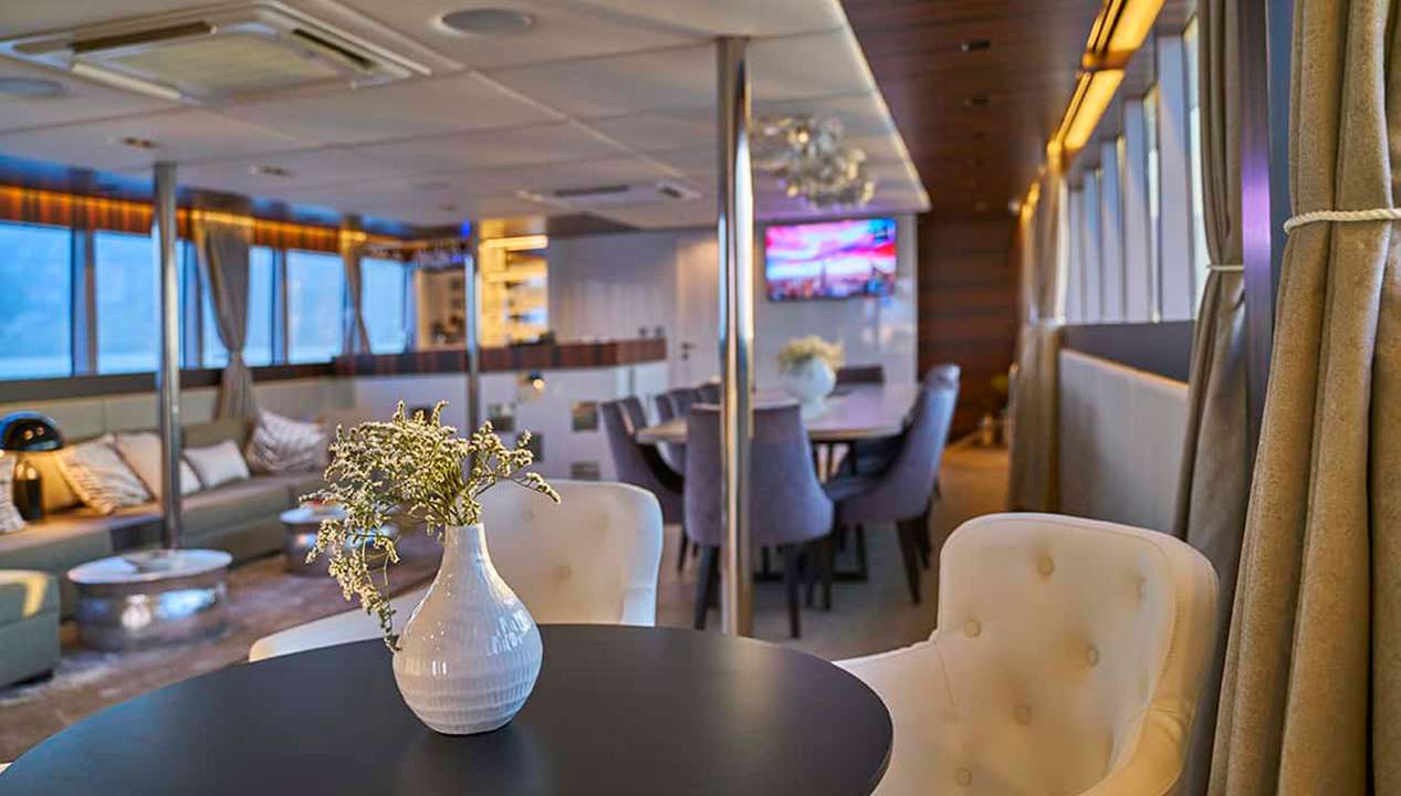 yacht image