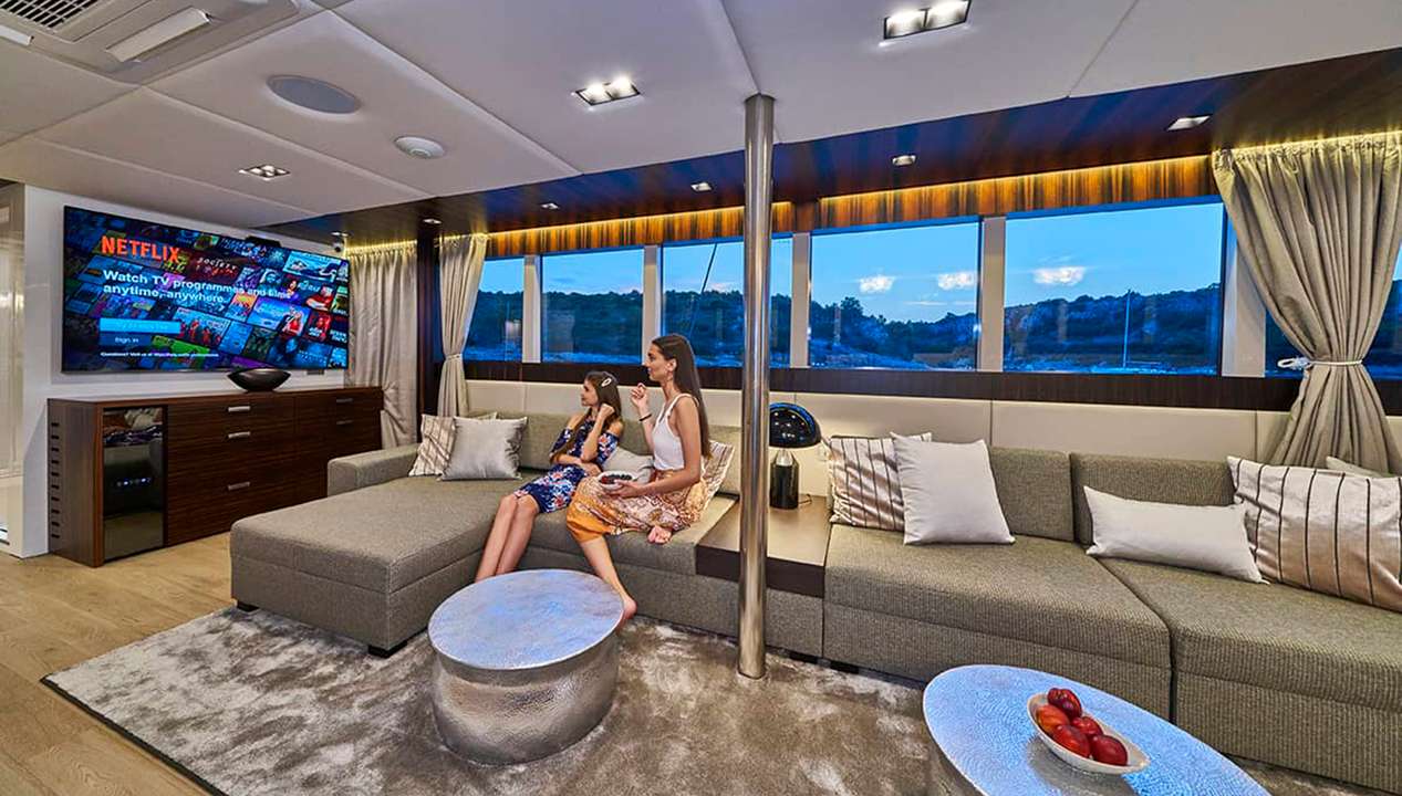 yacht image
