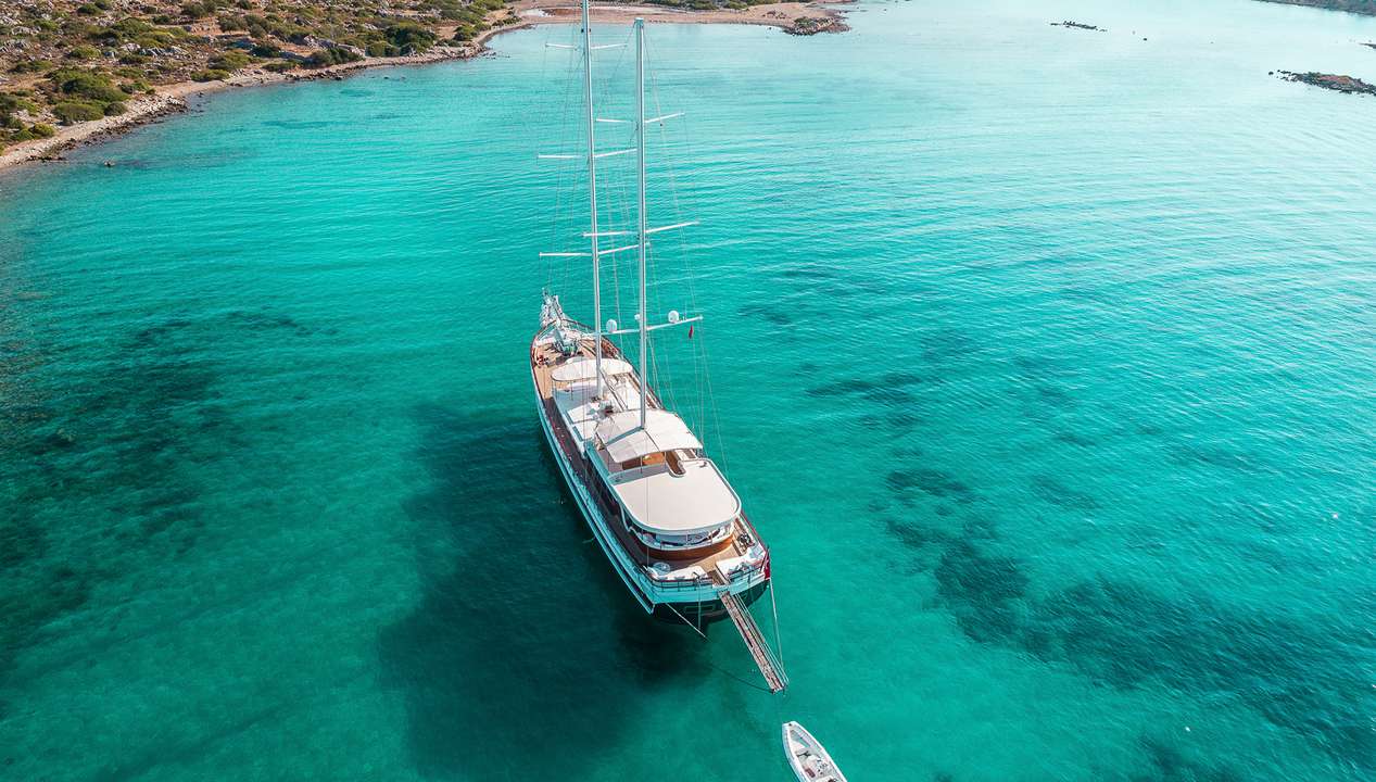 yacht image