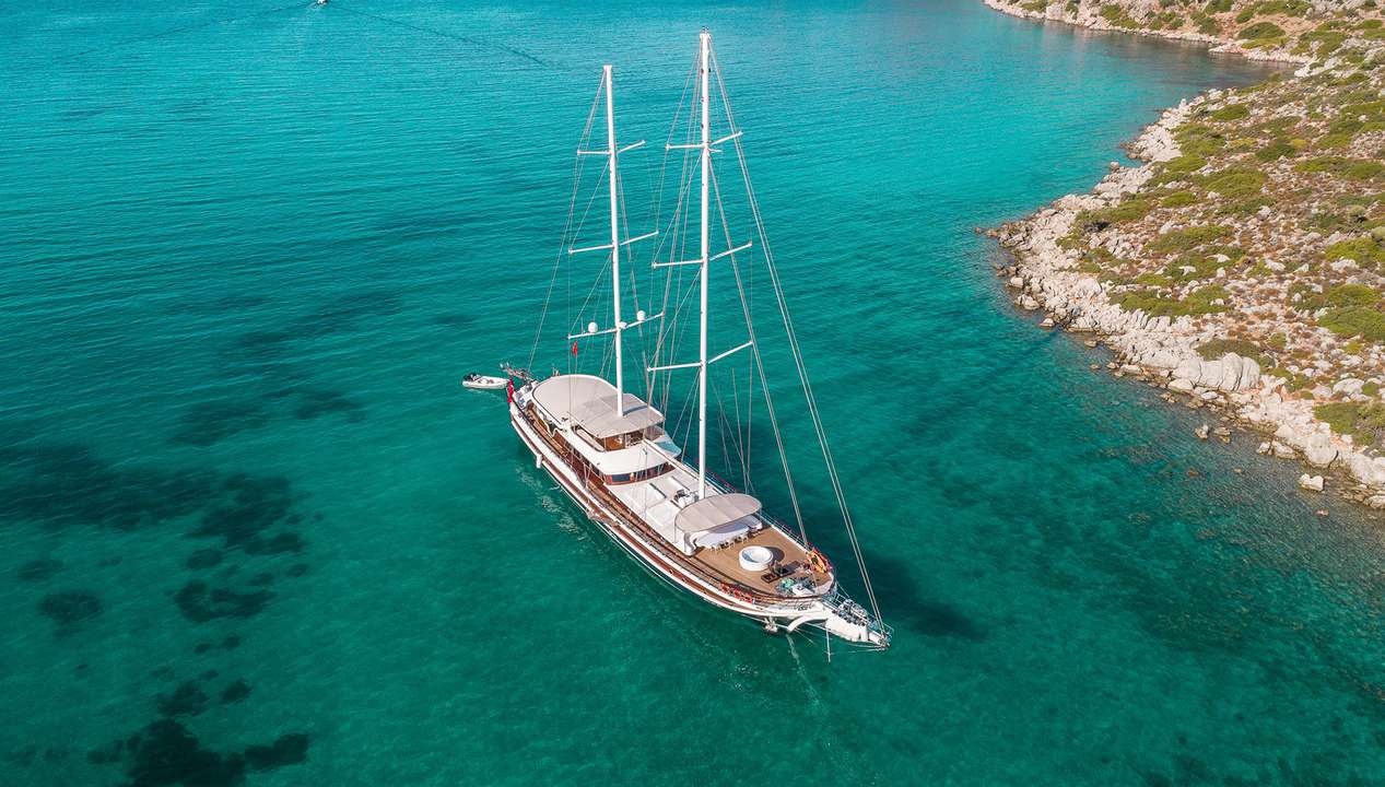 yacht image