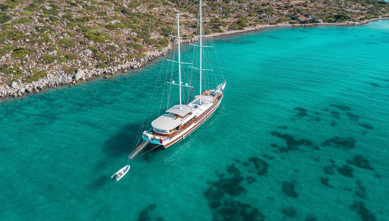 yacht image