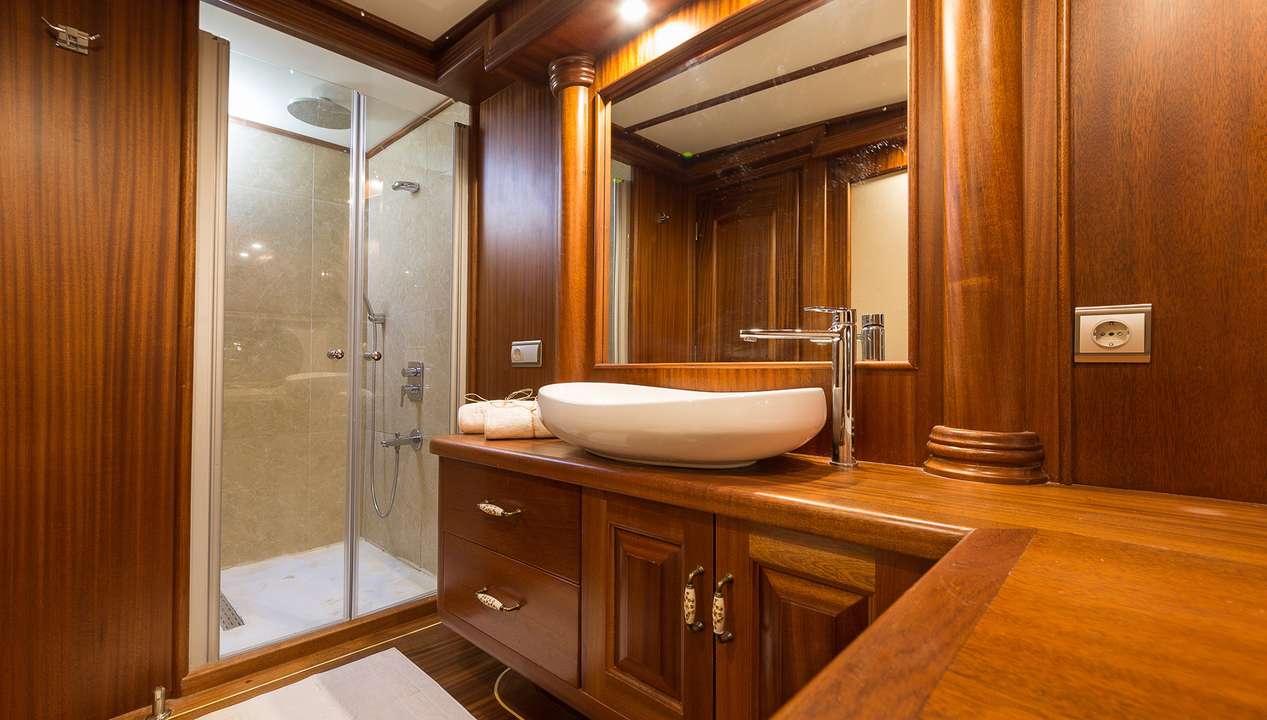 yacht image