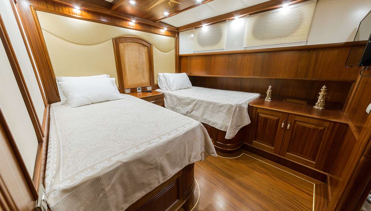 yacht image