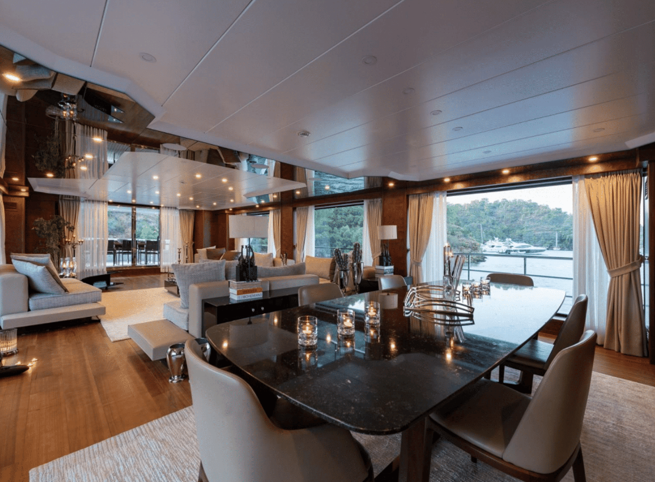 gallery carousel yacht images