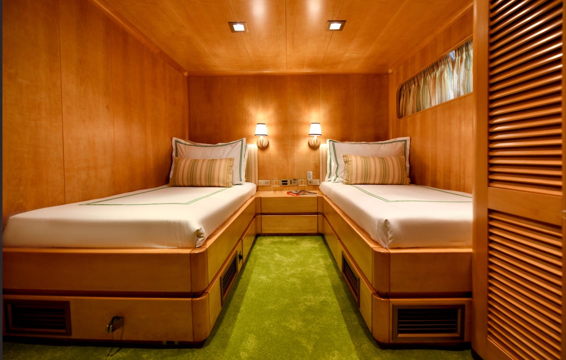 yacht image