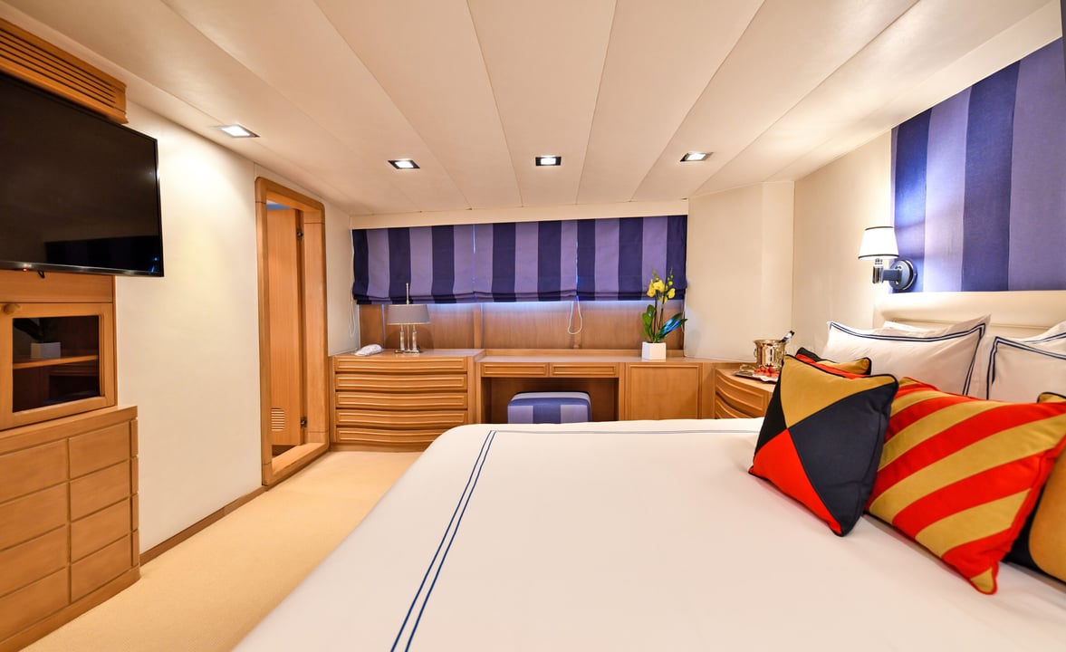 yacht image