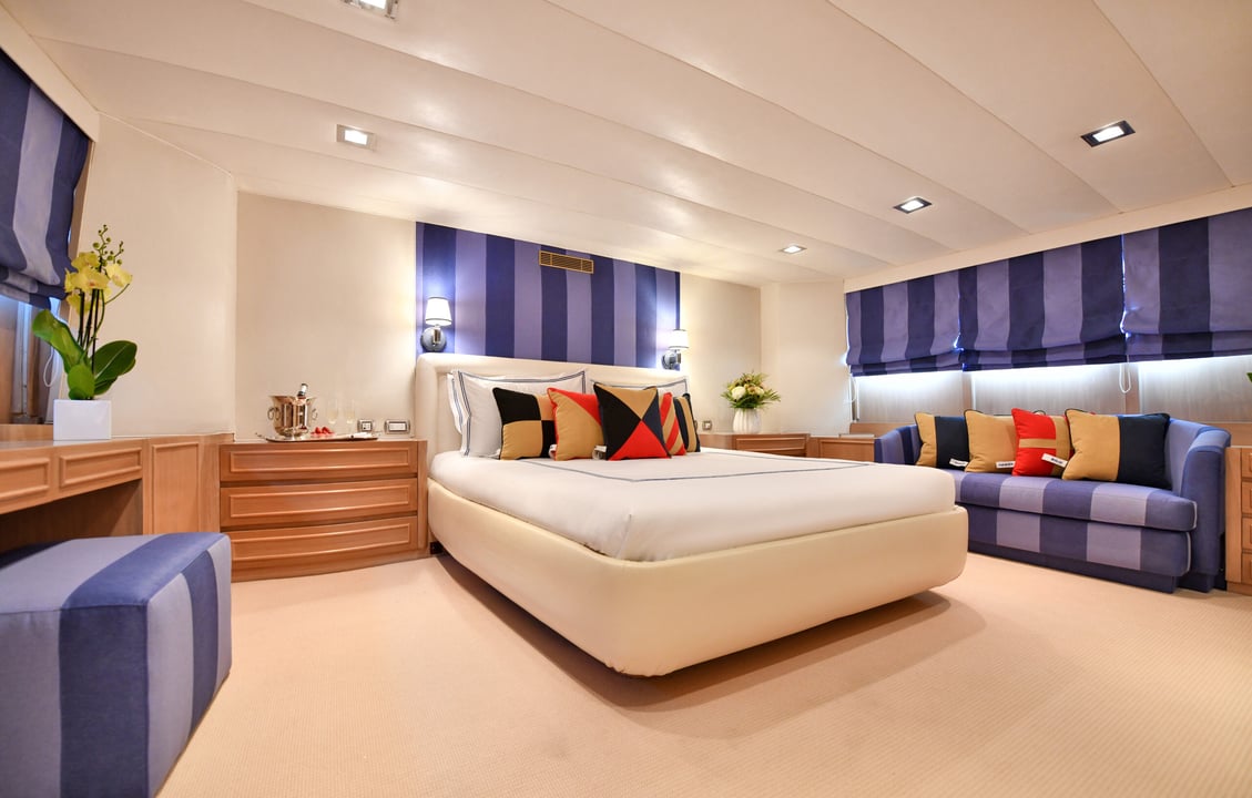 yacht image