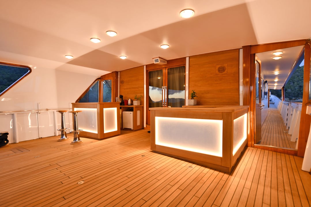 yacht image