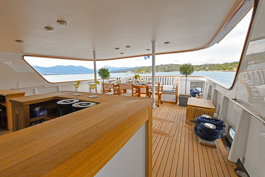 yacht image
