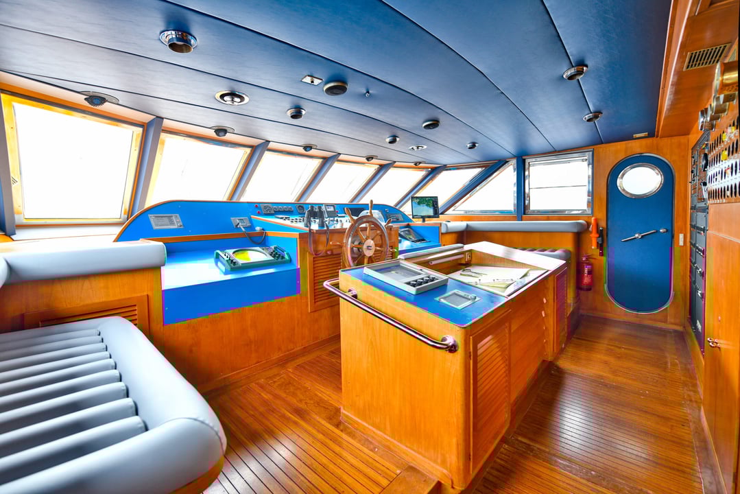 yacht image