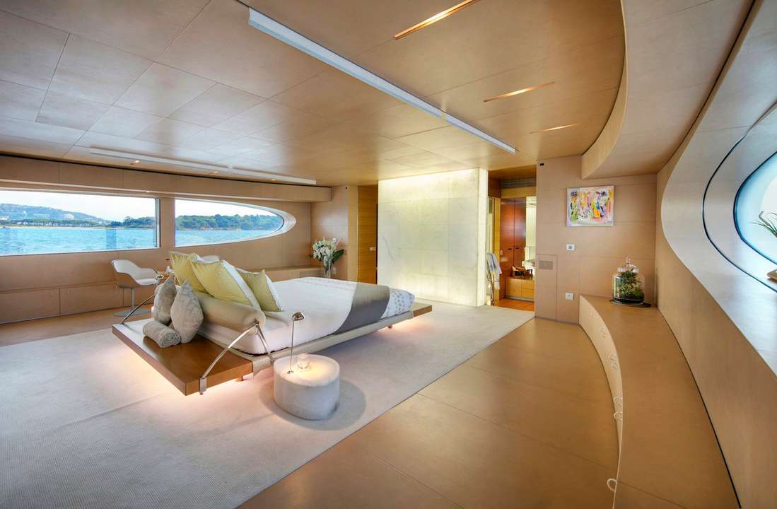 yacht image