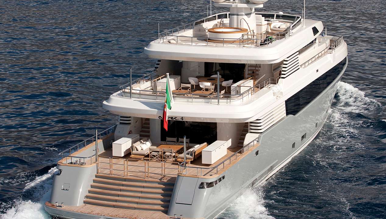 yacht image