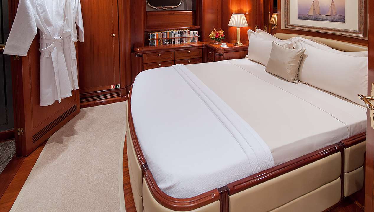 yacht image