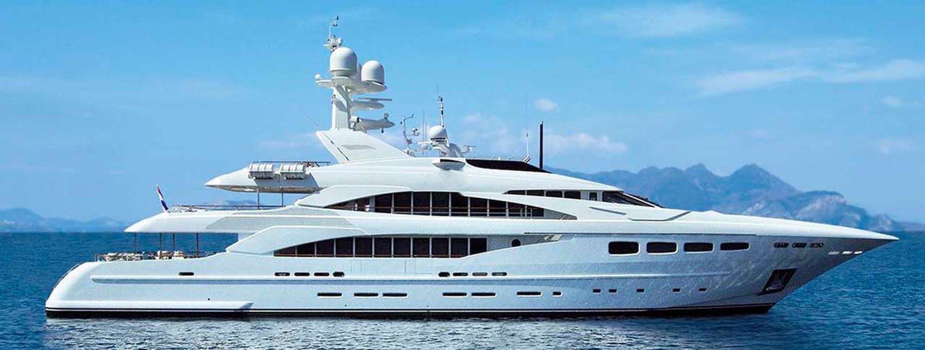 yacht image