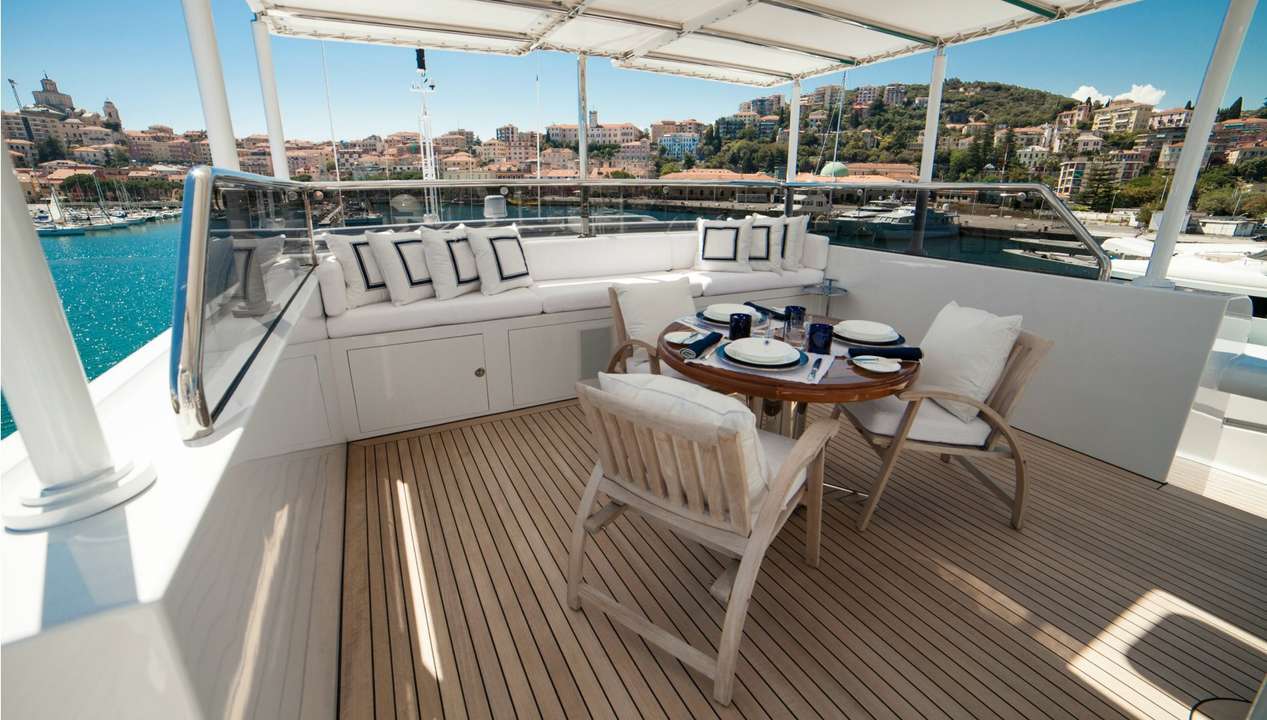 Luxury Crewed Motor Yacht OCEANA - Oceanfast 55m - 5 Cabins