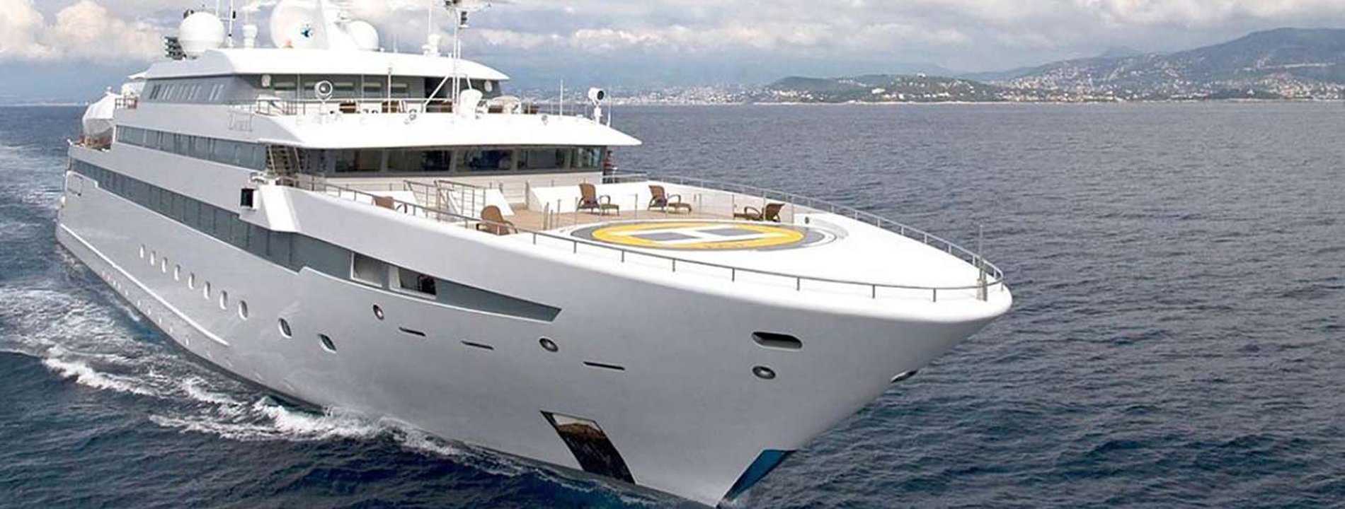 yacht image