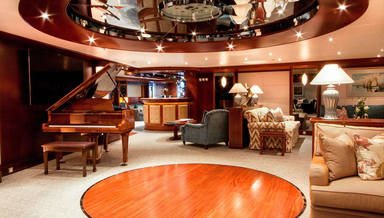 yacht image