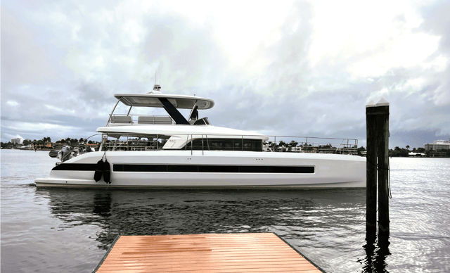 SUNLOVE LAGOON 66