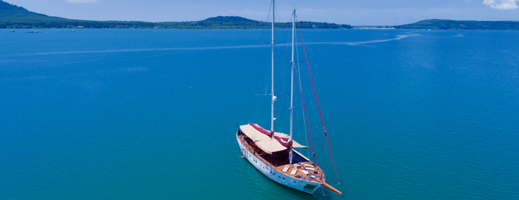 indian ocean charter yacht