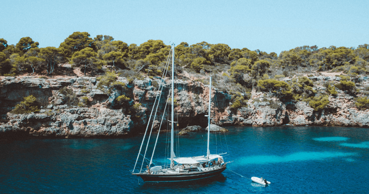 sardinia yacht charter itinerary