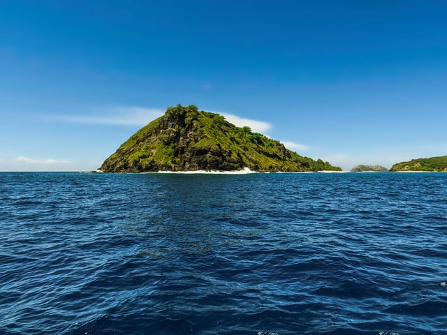 The northernmost group of mamanuca islands