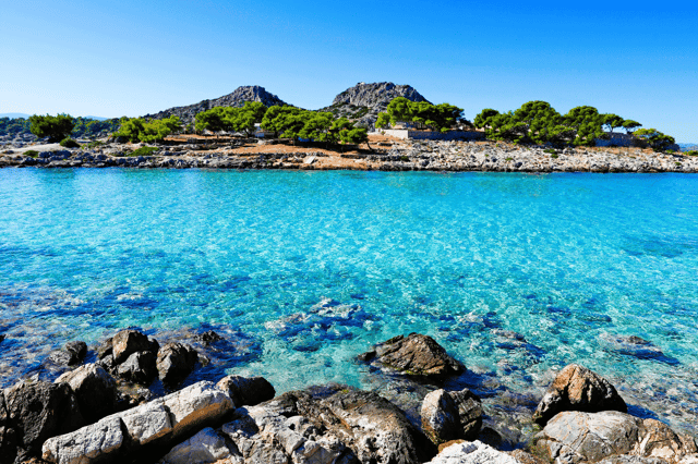 Clear skies and water in Paralia Aponisos