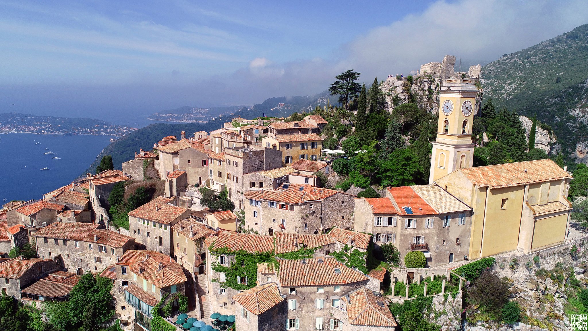 eze village