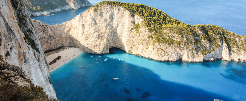 Explore the Mediterranean via Yacht 