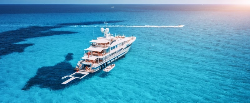 luxury-yacht-maldives