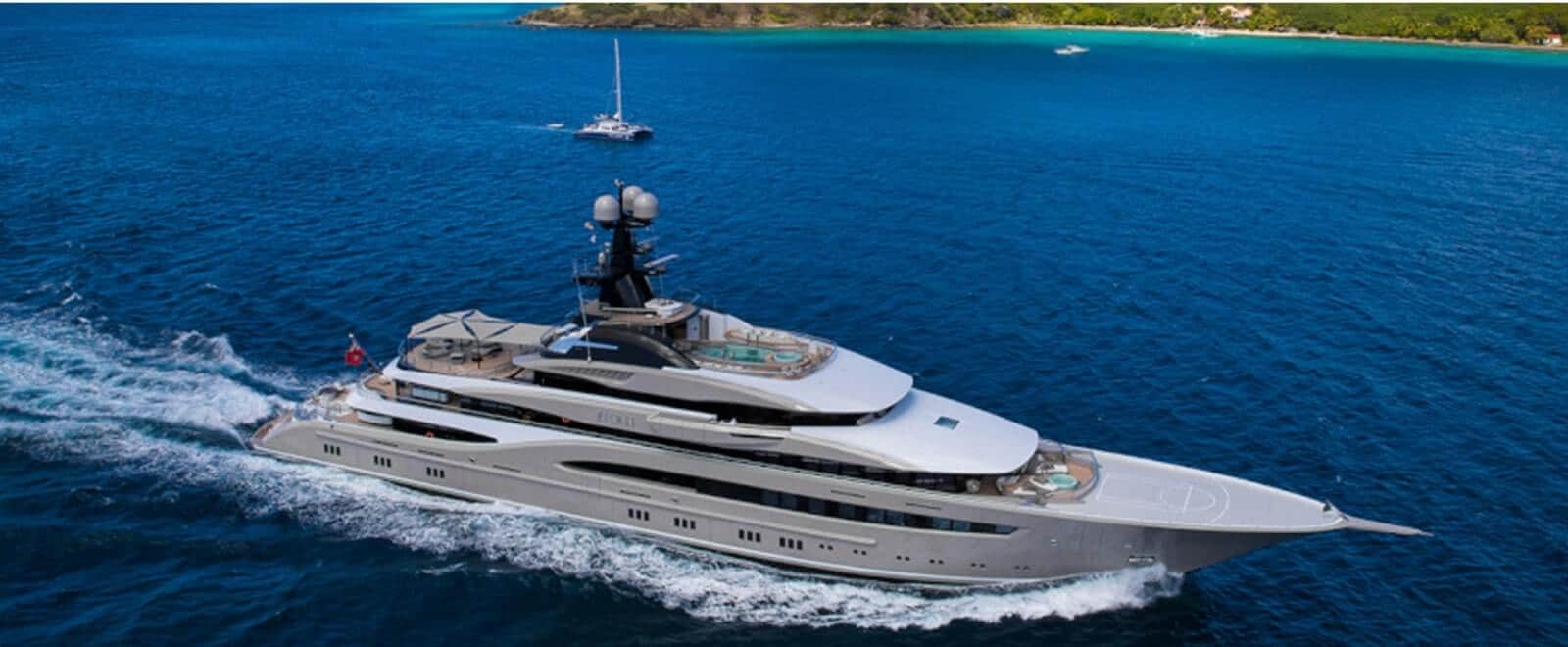 luxury-yacht-show