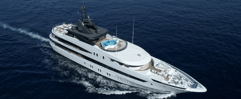 luna-b-superyacht-luxury