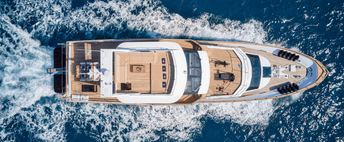 luxury-yacht-charter-greece