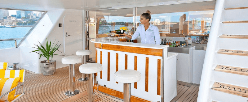 luxury-yacht-charter-crew