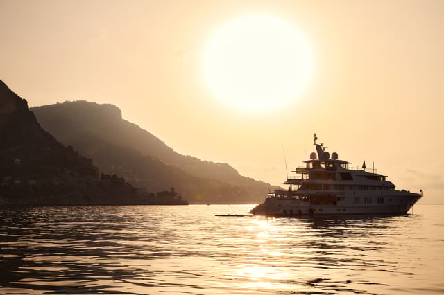 Top Tips on How to Charter A Yacht