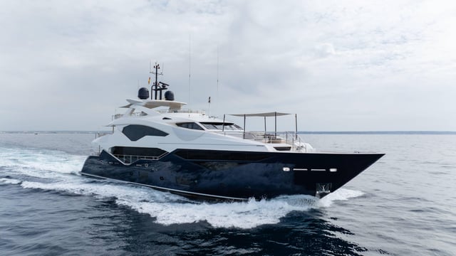 Sunseeker 131 Yacht