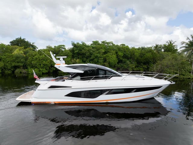 Sunseeker Predator 60 EVO