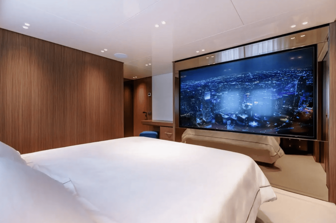 yacht image