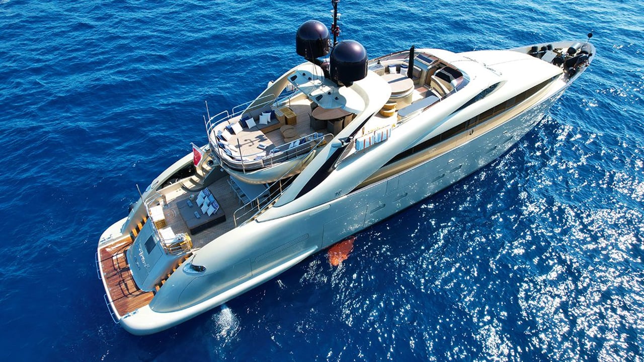 yacht image