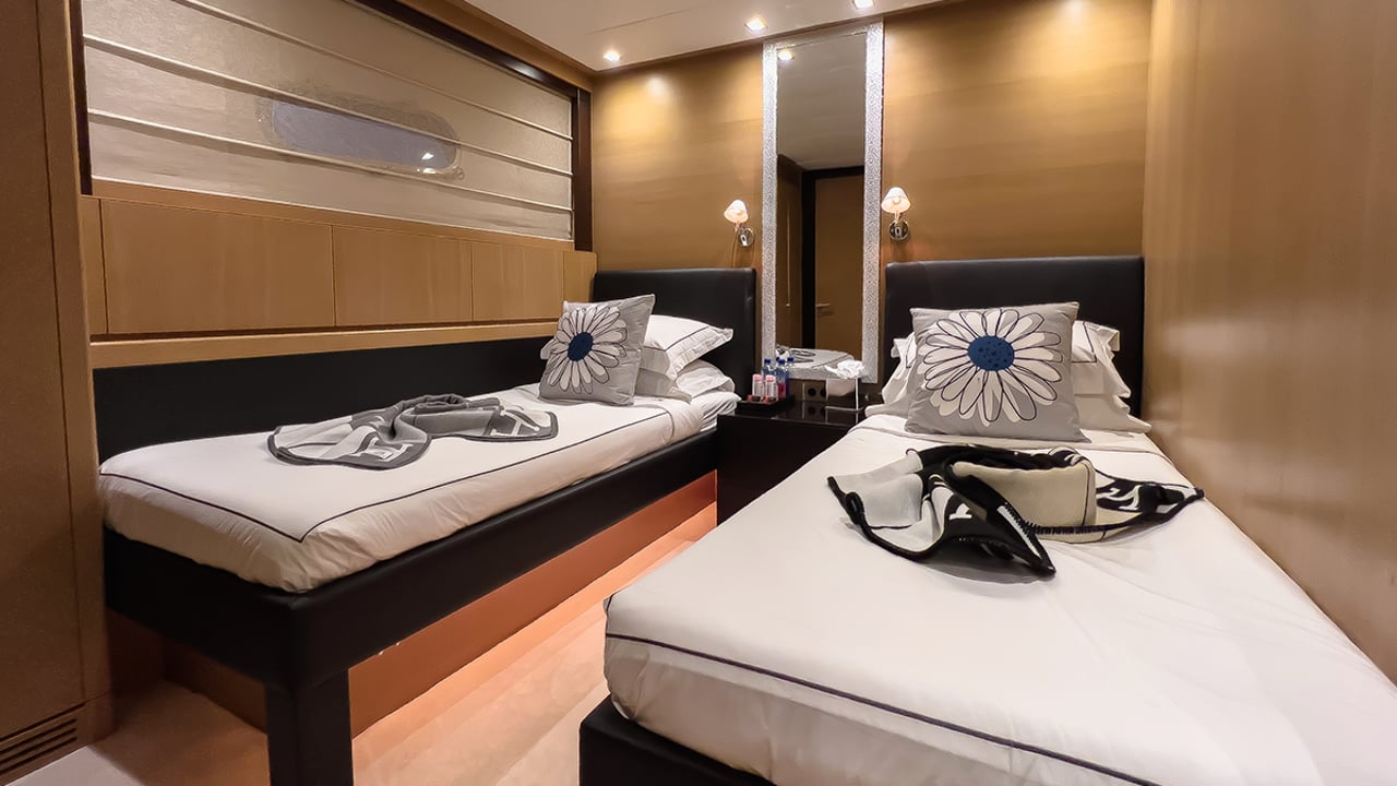 yacht image