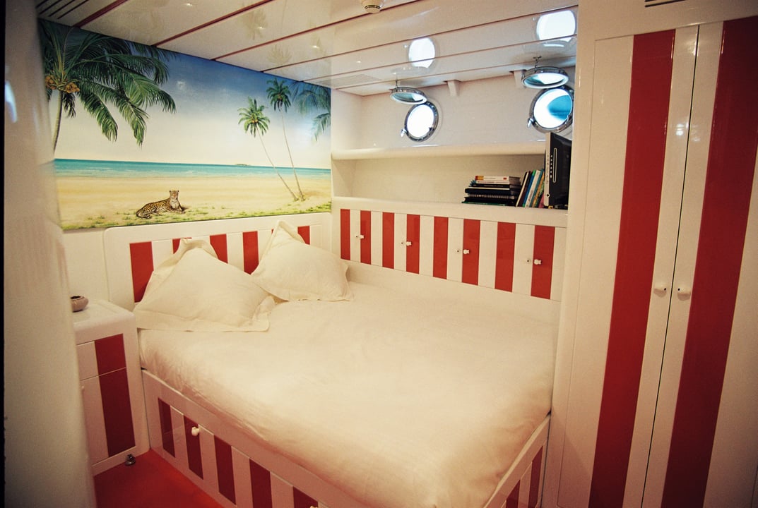 yacht image