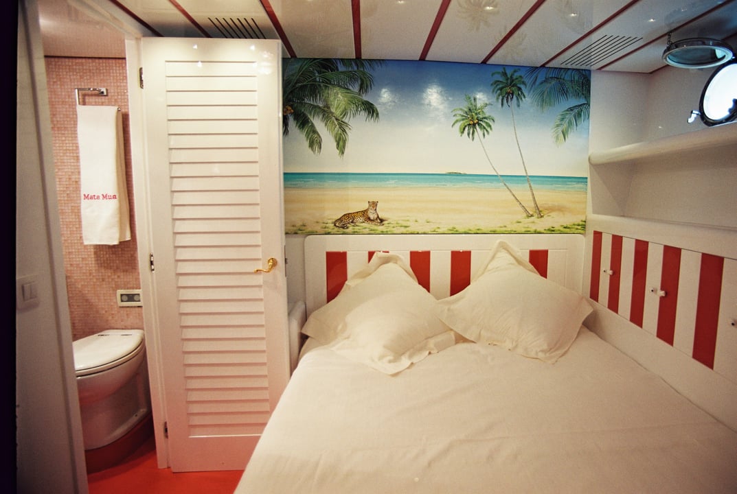 yacht image