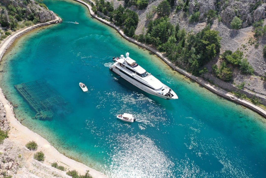 yacht image
