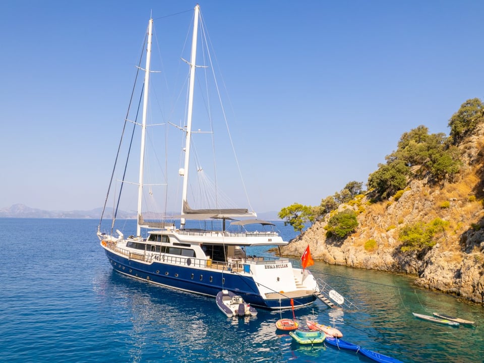 yacht image