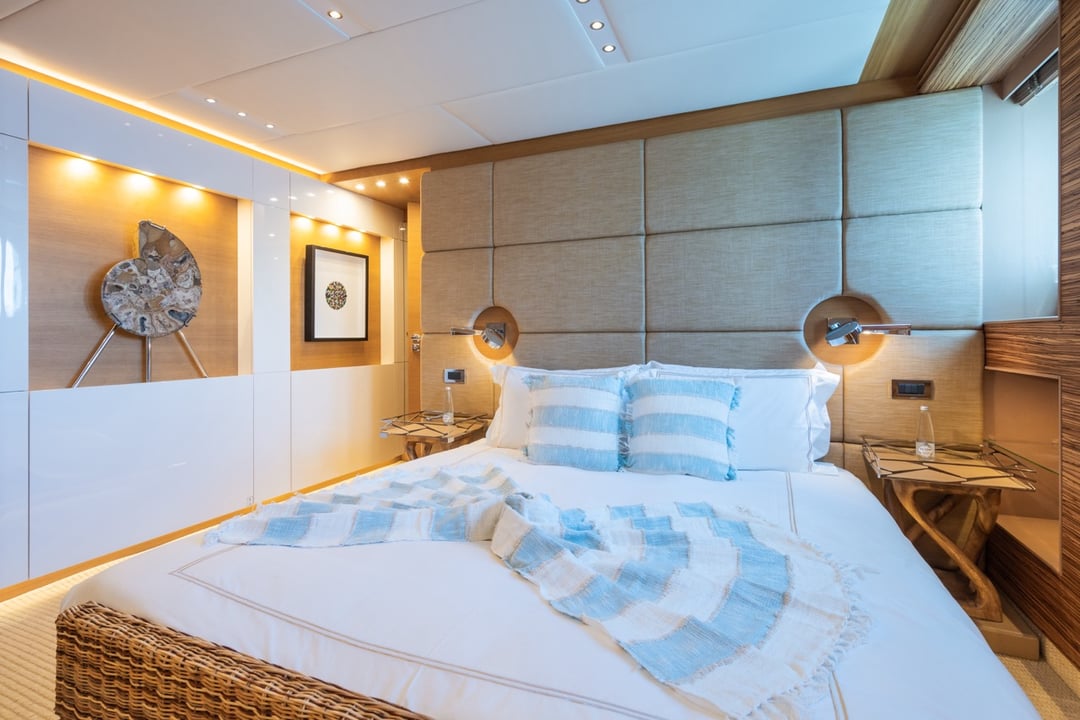 yacht image