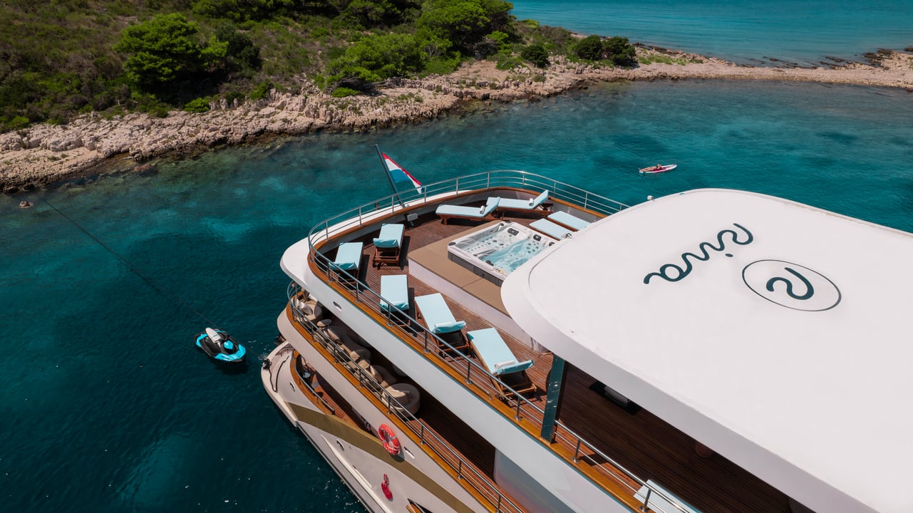 yacht image
