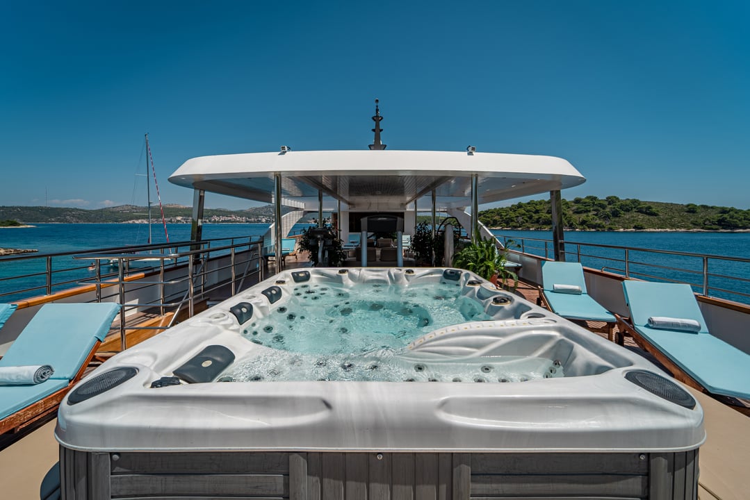 yacht image