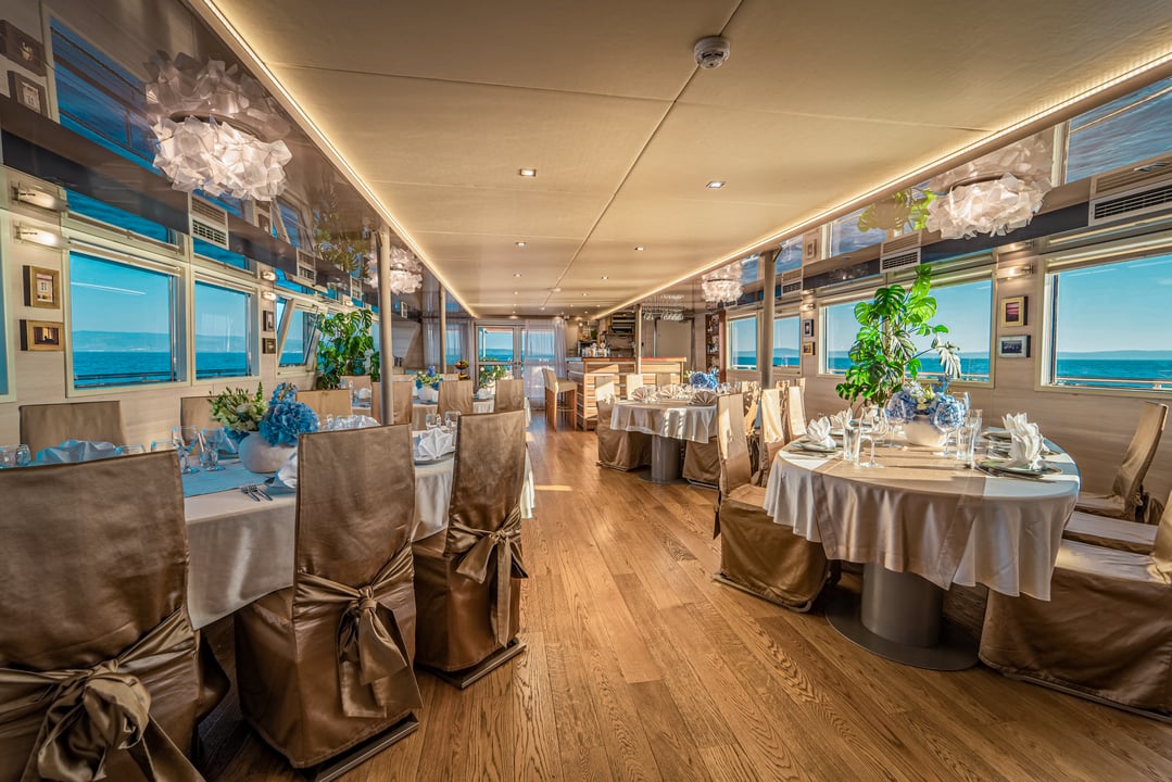 yacht image