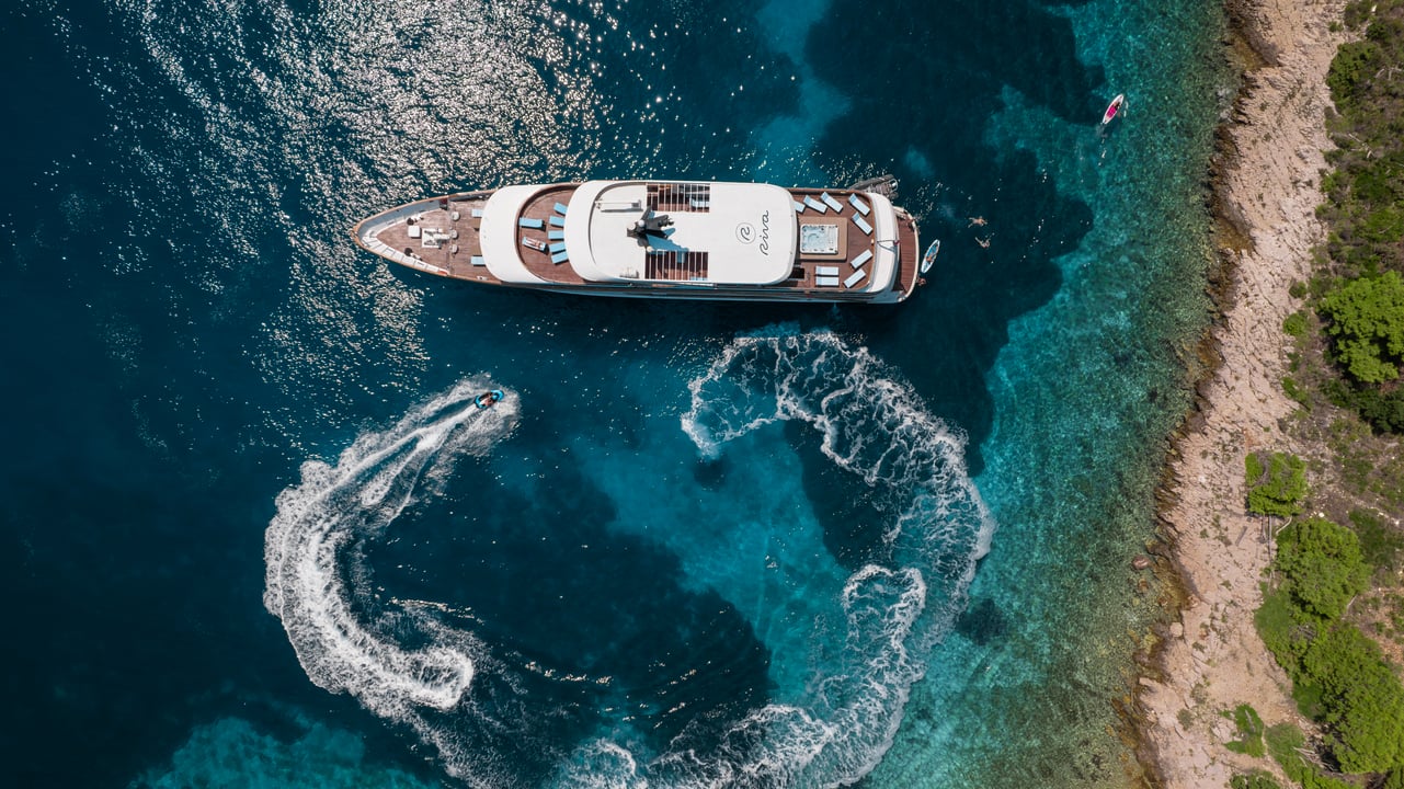 yacht image
